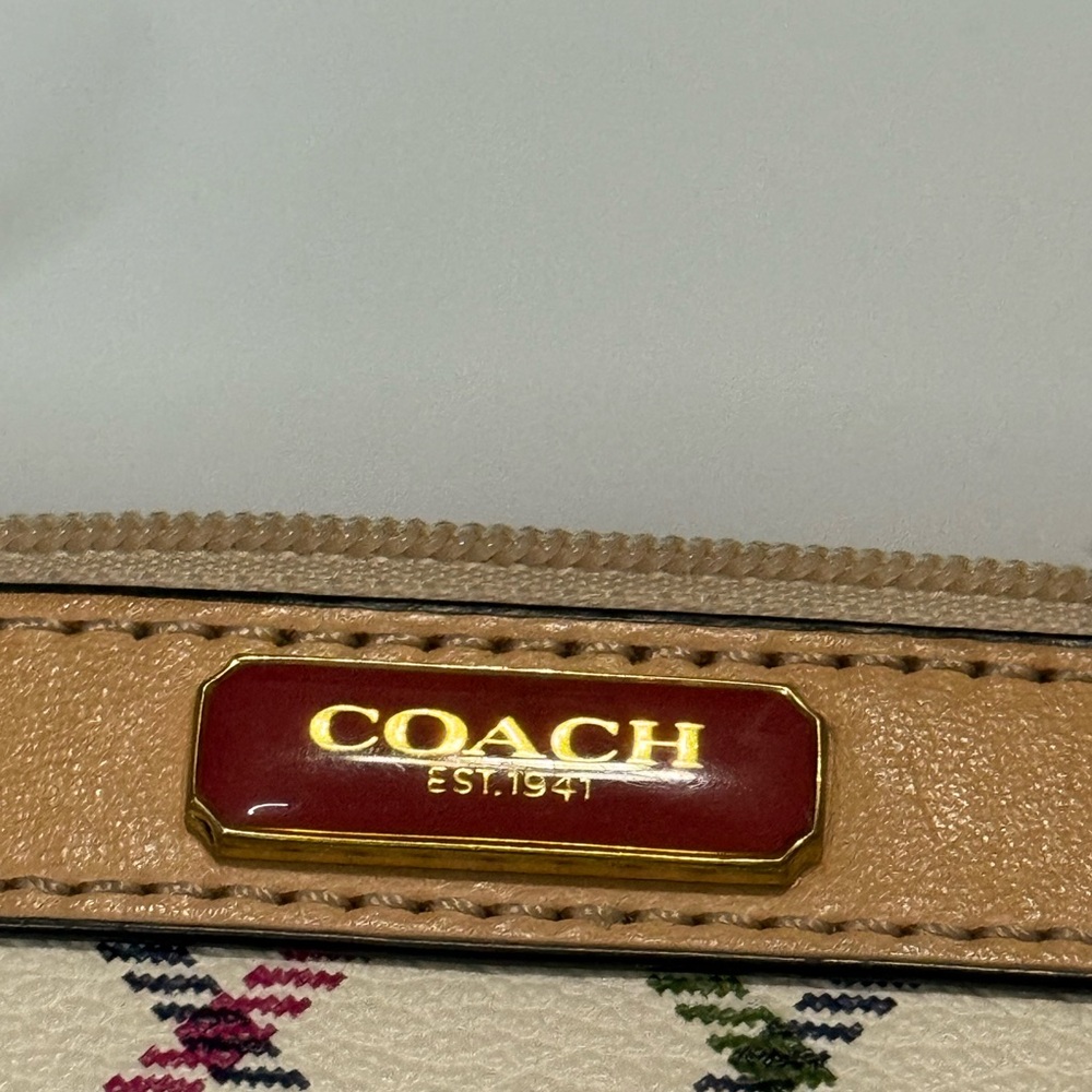 Coach Peyton Tattersall Multicolor Plaid Wristlet with leather trim - medium - Picture 5 of 16